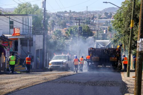 Gobierno de BC destina 1,200 mdp a obras en colonias y comunidades